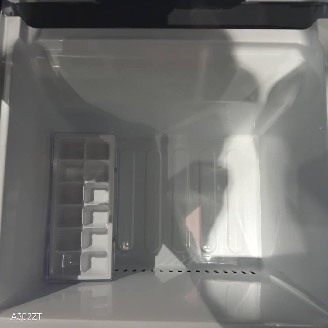 A265★2024年製★シャープ　冷蔵庫　右.左開き　ブラック系　一人暮らし