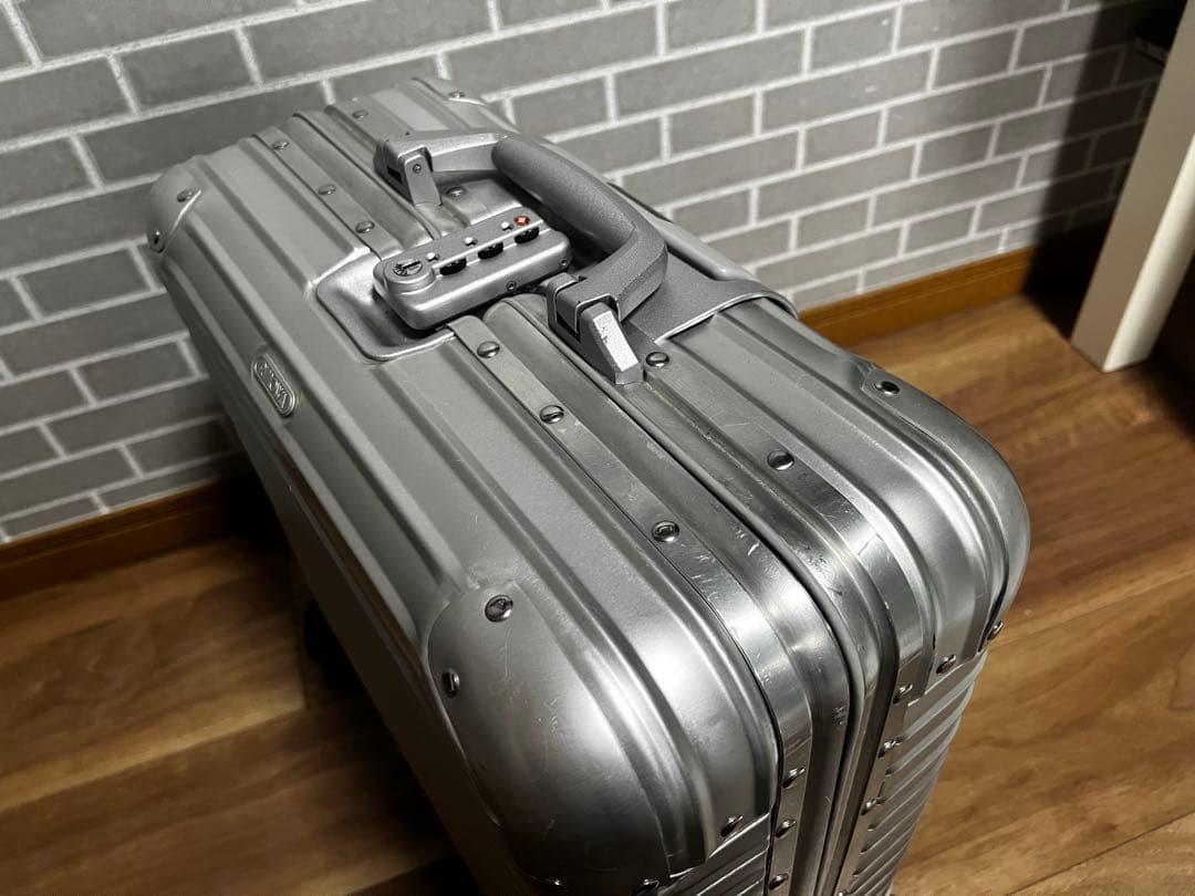 ホイール交換済み！　リモワ　ビジネストロリー　トパーズ