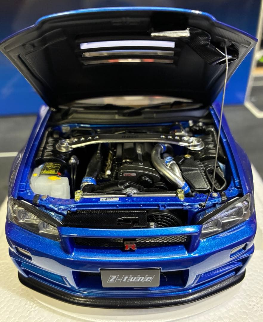 オートアート 1/18 日産GT-R R34 Z tune