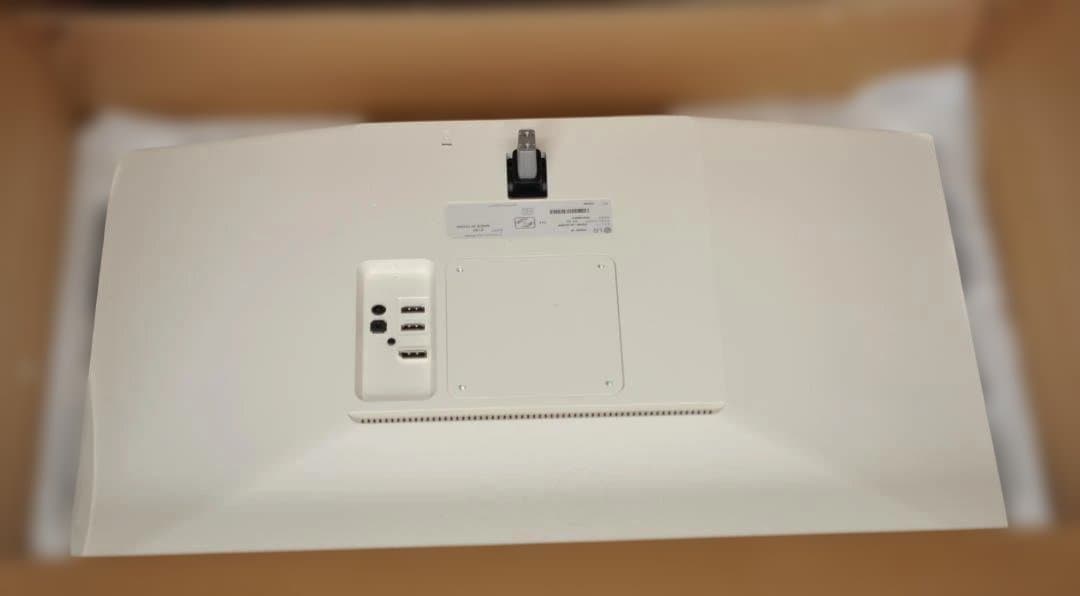 LG UHD Monitor 4K 27UL500-W 27インチ TA2880