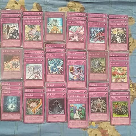 引退　ブラックローズドラゴンホログラフィック　収録パックノーマル字レアコンプ