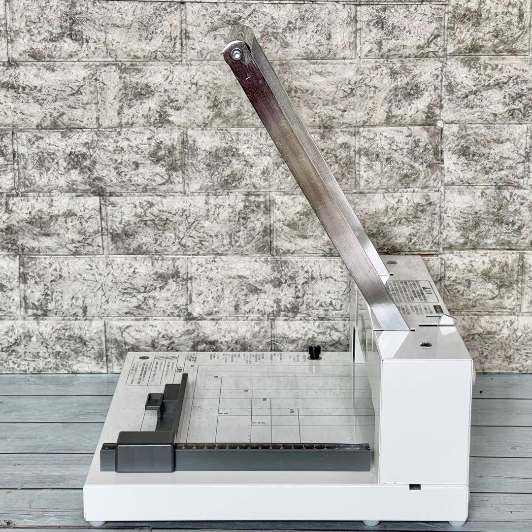 デューロデックス「200-DX」手動式パーソナル断裁機