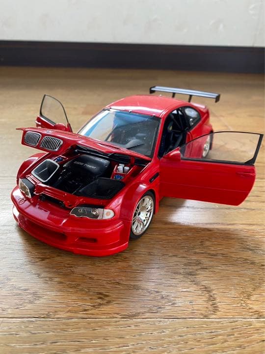BMW M3 GTR 1/18 ミニチャンプス
