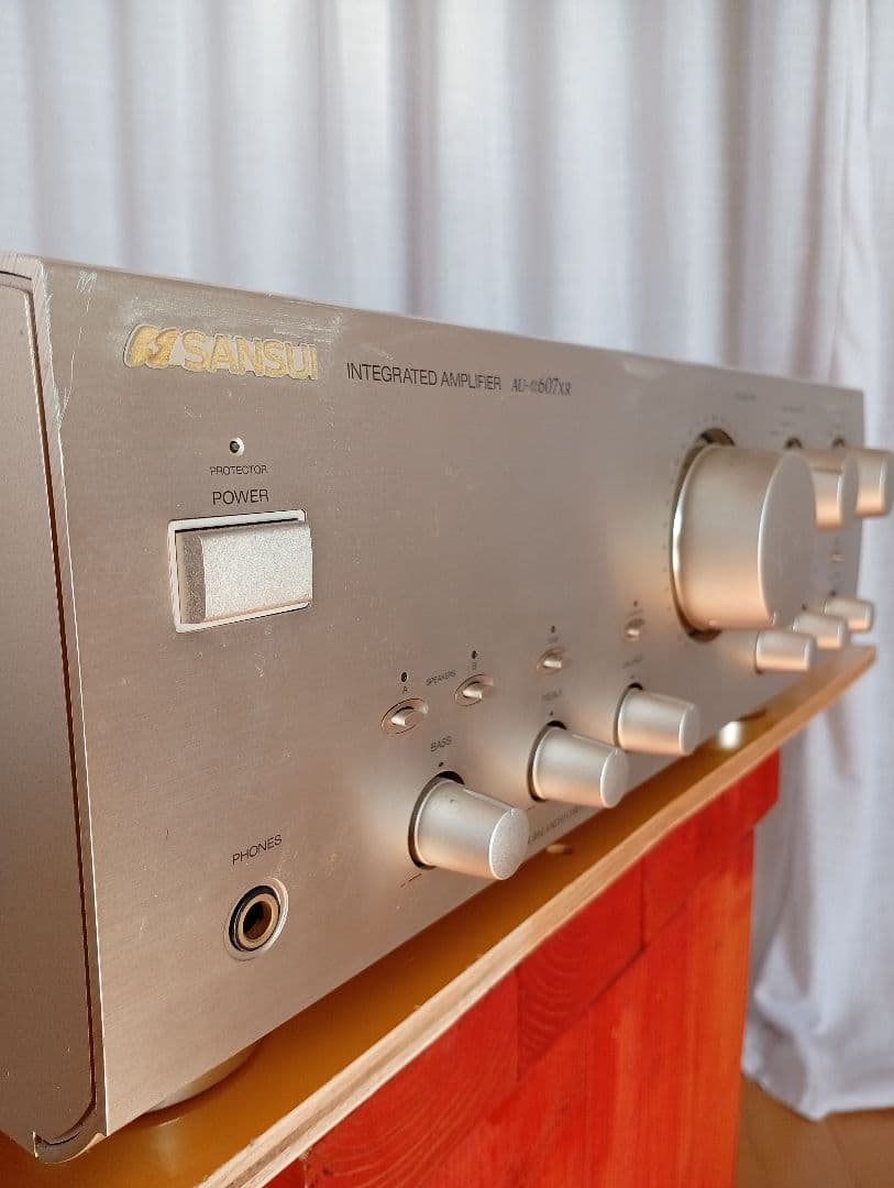 【美品】SANSUI AU‑α607XRプリメインアンプ（シャンパンゴールド）