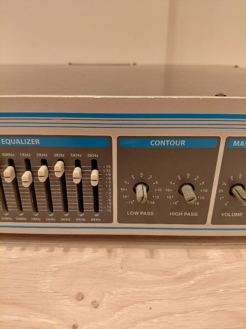 Hartke ハートキー / HA2500 ベース用ヘッドアンプ