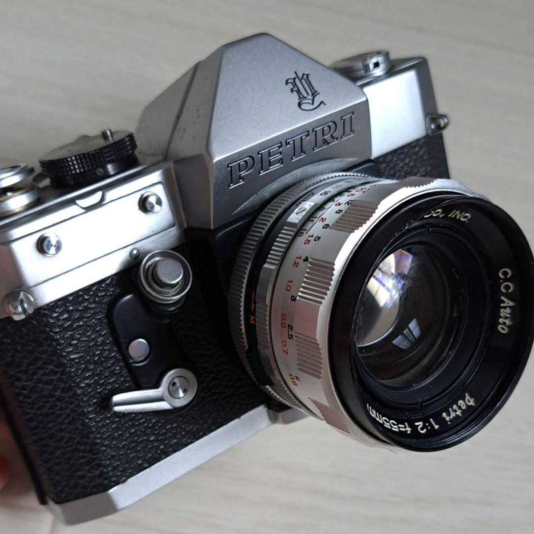 ペトリ　PETRI 　35mmフィルム一眼レフ　カメラ　ケース付き　ジャンク品