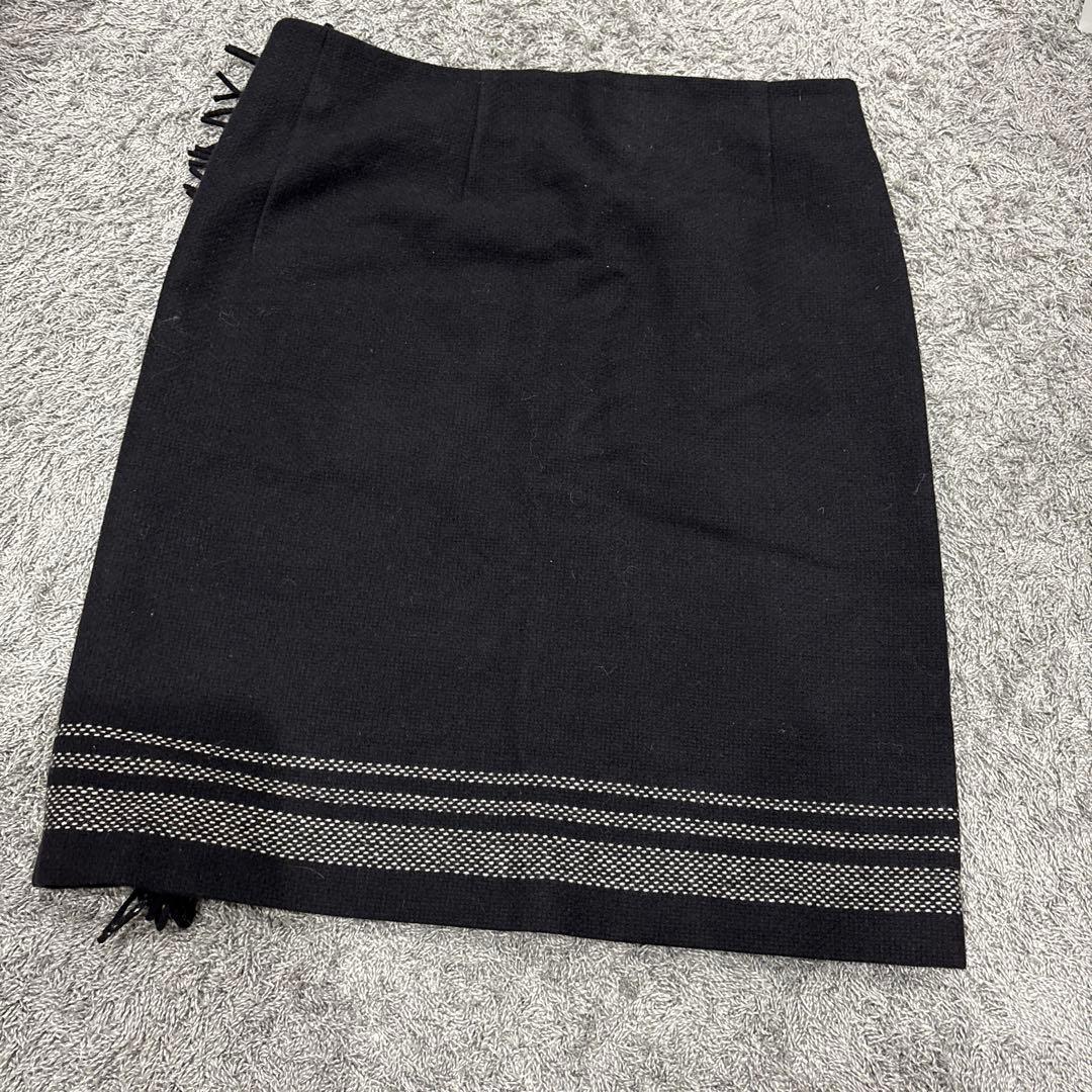 美品 フェラガモ ガンチーニ 金具 ウール スカート