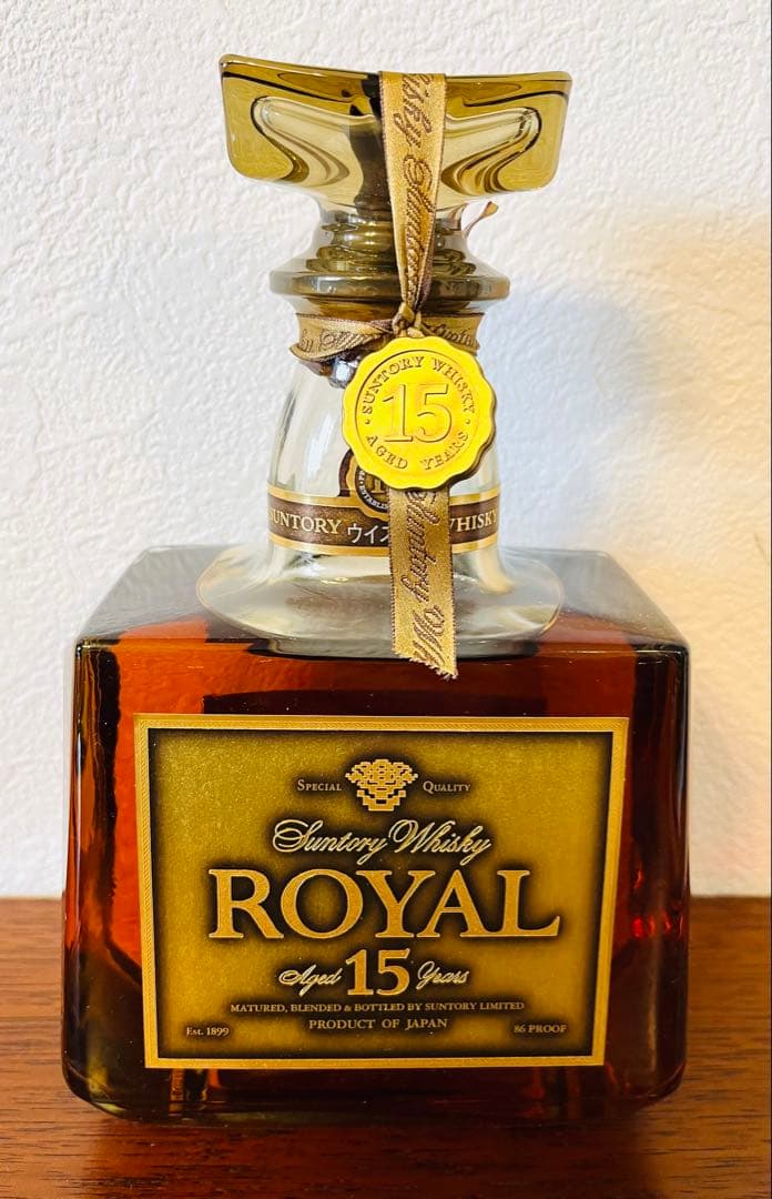 サントリーウイスキー　　 ロイヤル 15年 ゴールドラベル