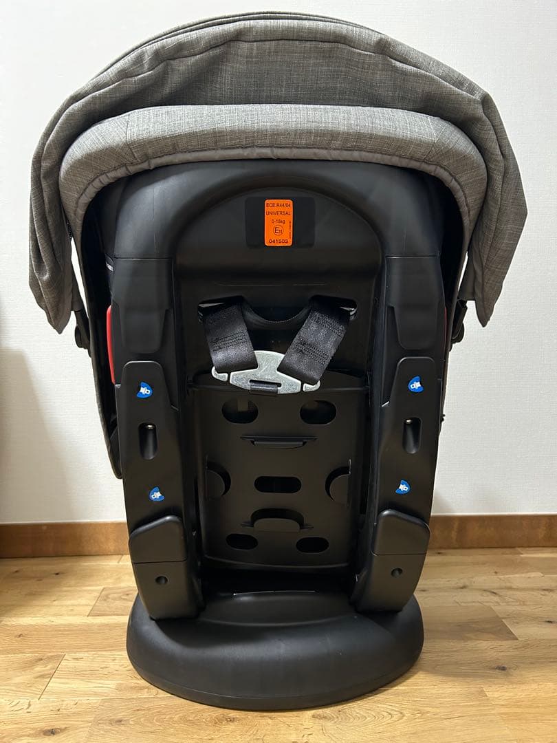 joie Tilt（チルト） with canopy / チャイルドシート