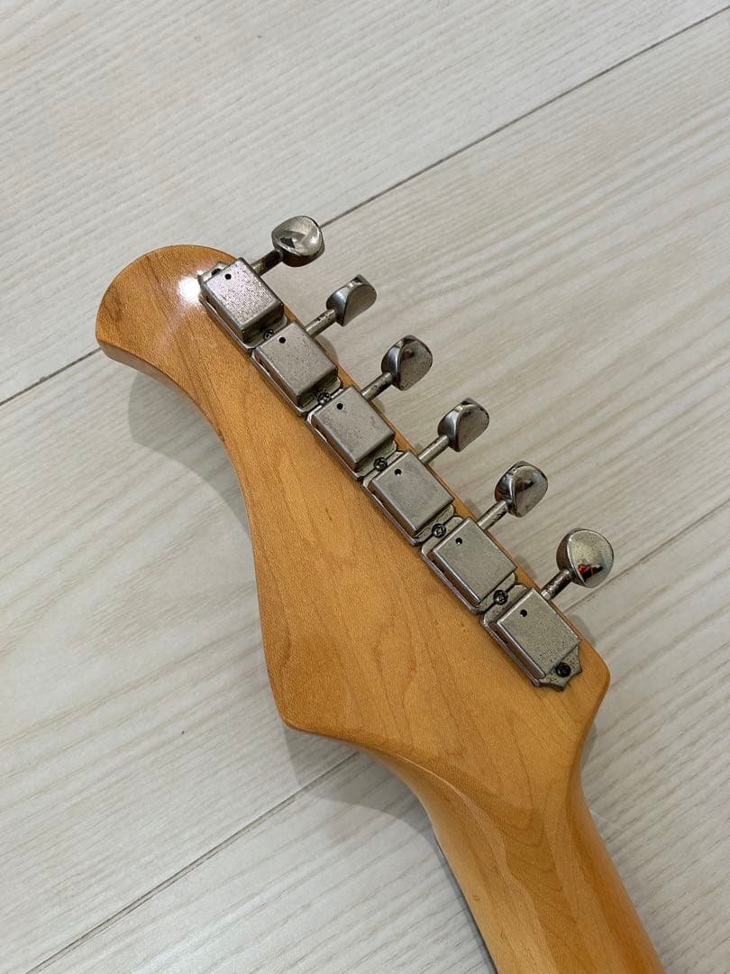 ギター Bacchus UNIVERSE SERIES BST-250? 350?