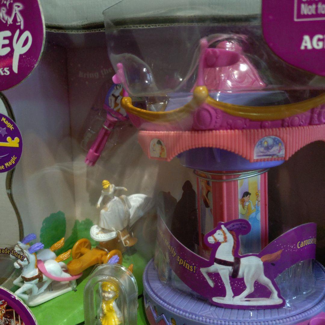 ディズニー　テーマパーク 　プレイセット　シンデレラ　ゴールデンカルーセル