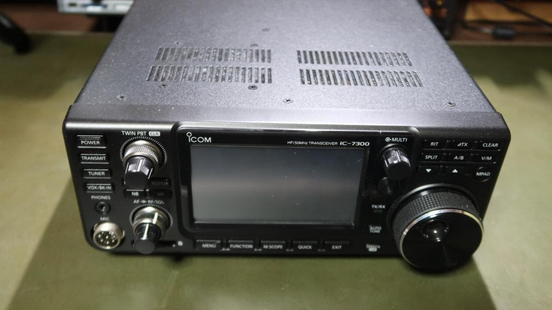 オールモードアマチュア無線機　iCOM IC-7300M