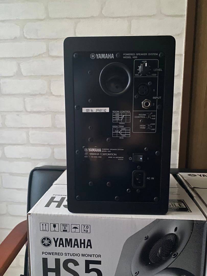 YAMAHA HS5 パワードスタジオモニター