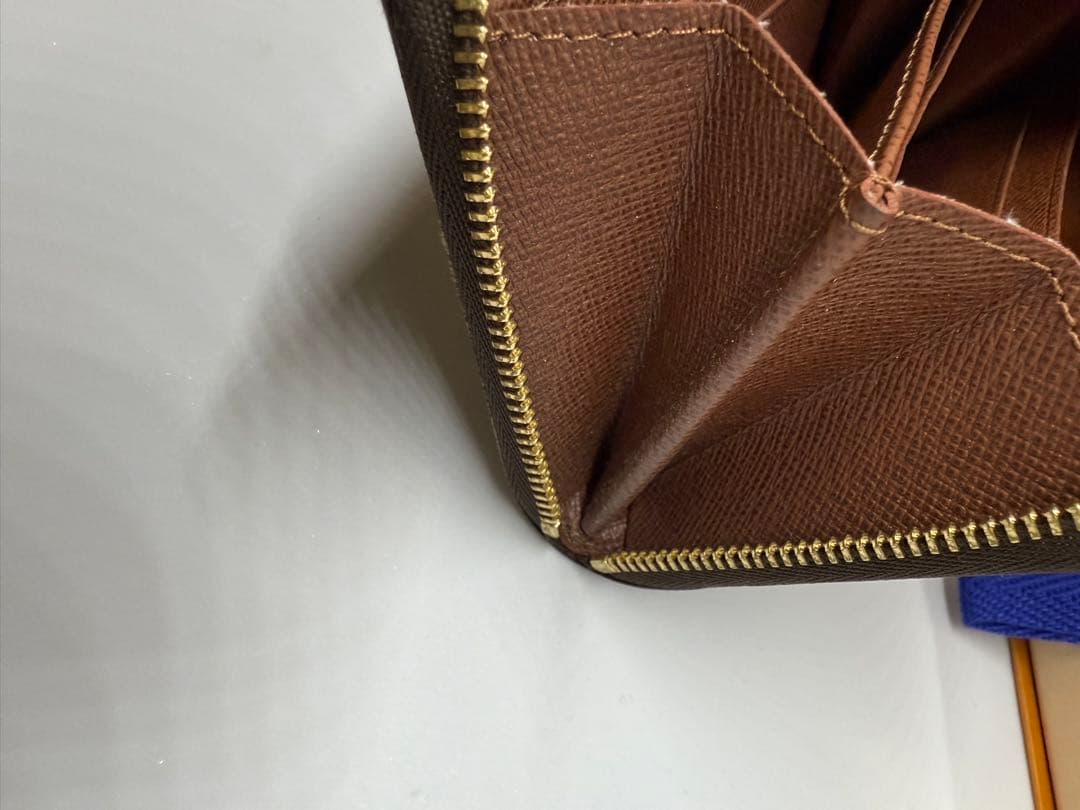 現行品 美品ルイヴィトン　ジッピー・ パース　モノグラム　財布