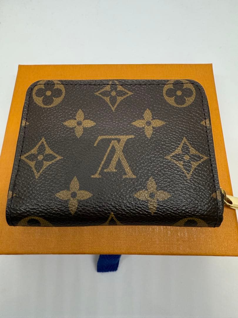 現行品 美品ルイヴィトン　ジッピー・ パース　モノグラム　財布