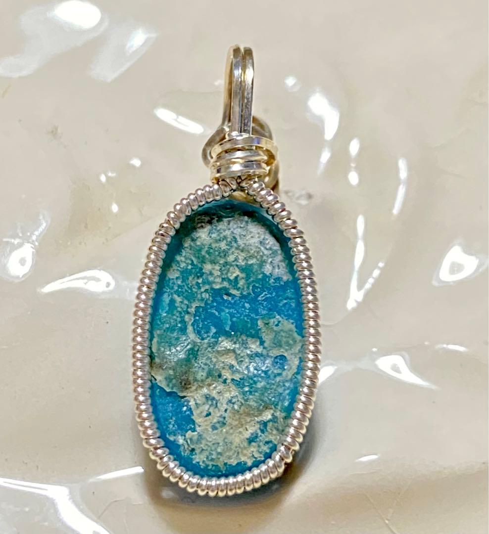 ハンドメイドペンダントトップ⭐︎珪化ターコイズ　湖水