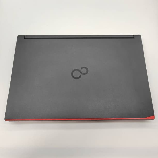 第10世代 i5 バッテリー◎ 15 富士通 8GB SSD256GB オフィス