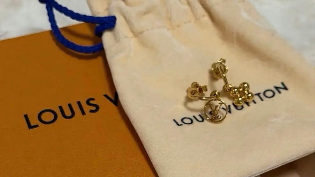 LOUIS VUITTON M64859 ピアス ブルーミング
