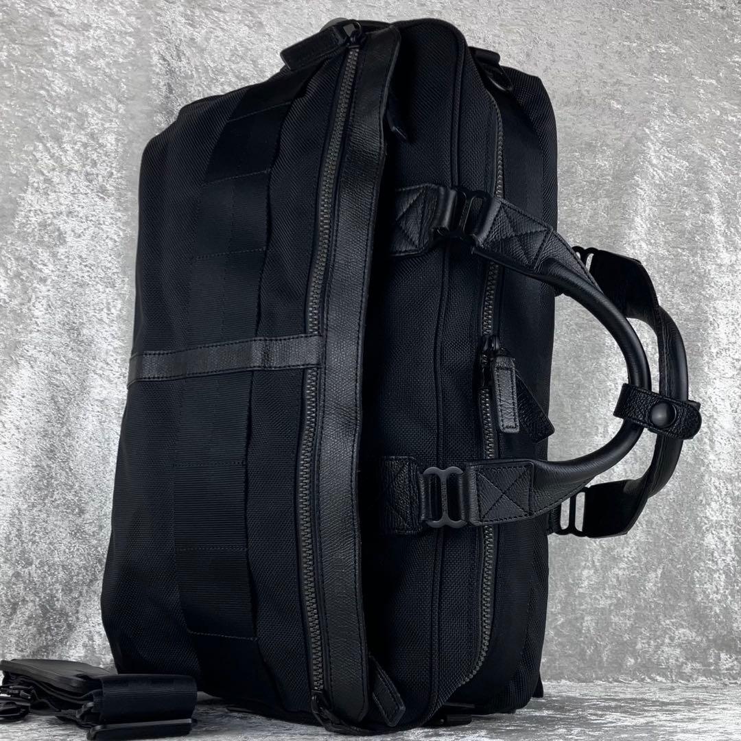 現行 美品 ブリーフィング フュージョン トリニティライナー ブラック 出張