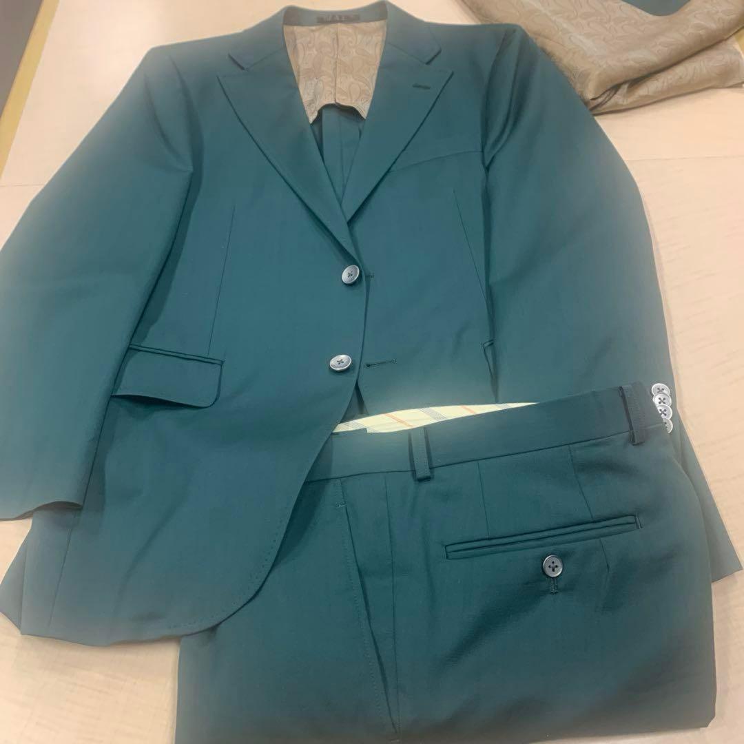 オーダースーツ　スリーピース