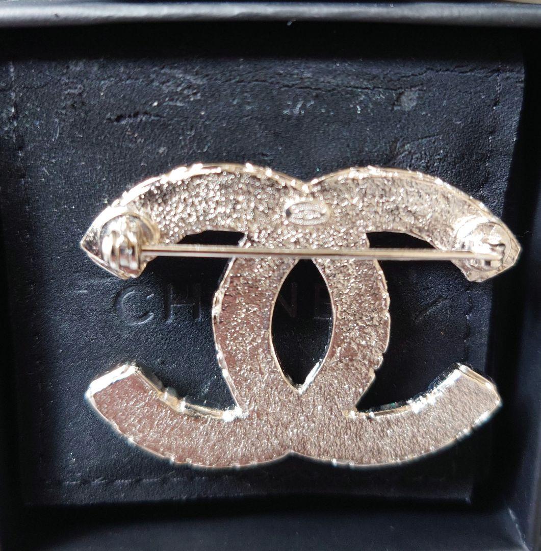 CHANEL　シャネルブローチ ラインストーンココマーク シルバー
