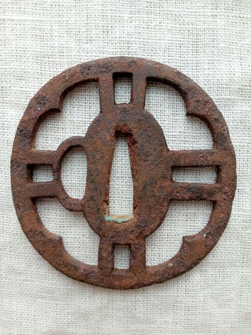 【刀・鍔】つば 馬柄／透かし／花柄／色々まとめて１０個 日本刀装具 武具 骨董