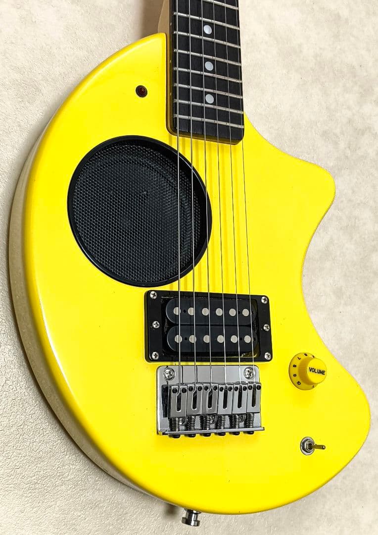 【美品】ZO-3 イエロー アンプ内蔵ミニギター 専用ケース付 ぞーさん