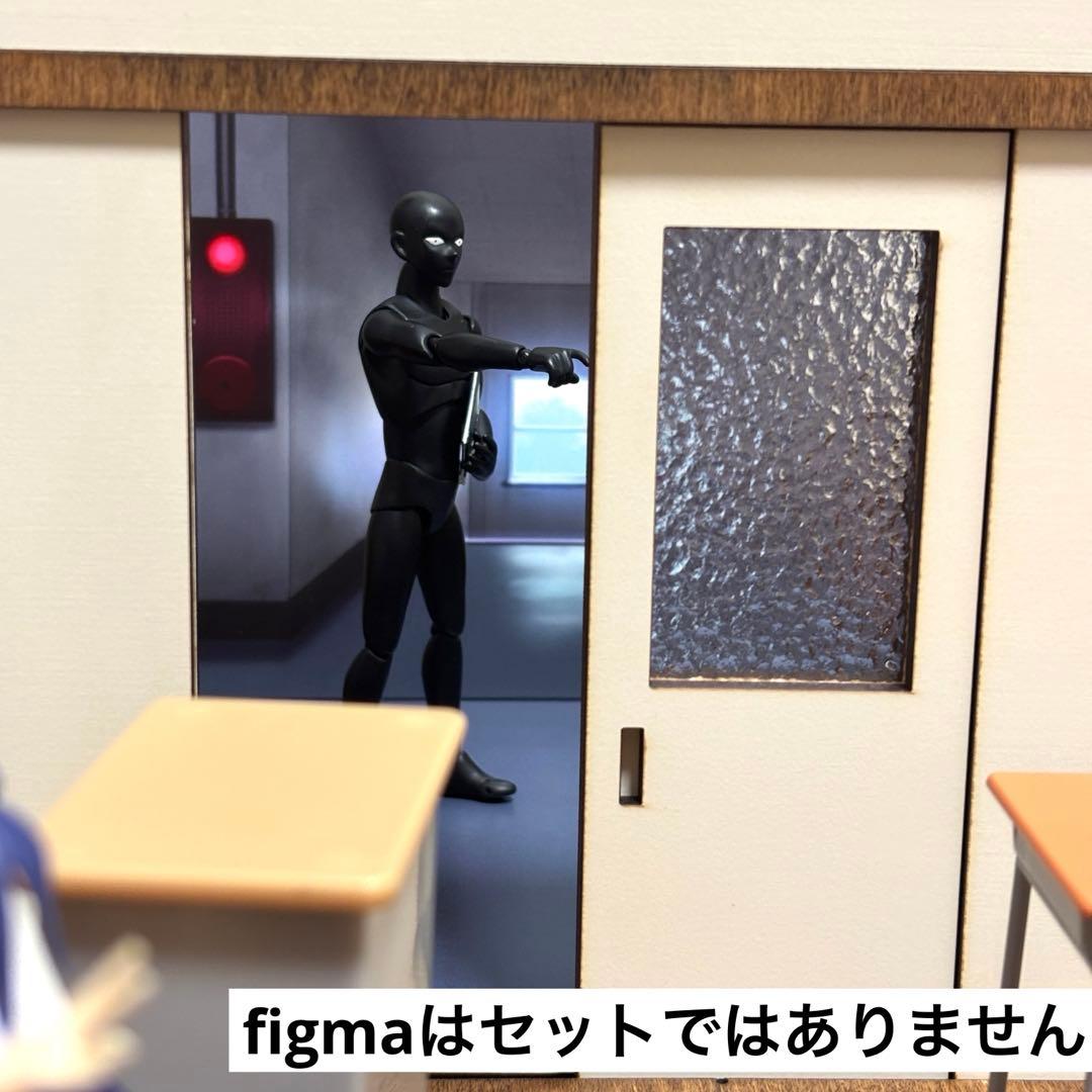 カントリーウッドガーデン　1/10スケール　ドールハウス　学校の教室