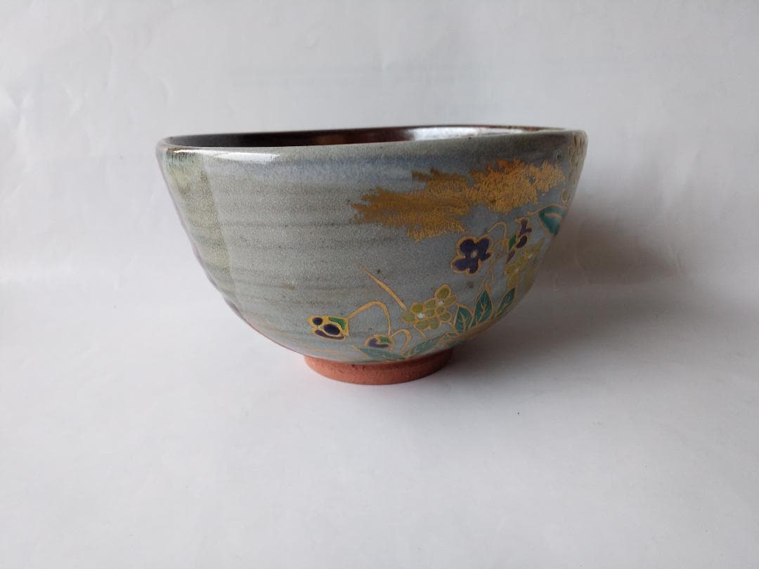 京焼 宮川香せつ 造 春の野 茶碗 共箱 金彩 茶道具 茶器 抹茶碗 新品 です