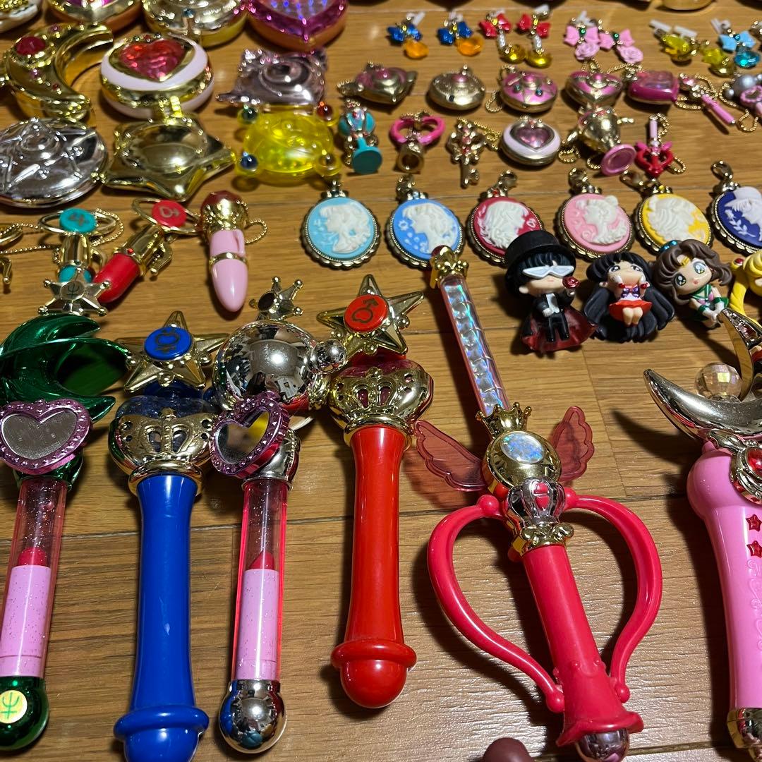 セラムン　フィギュア　ガチャガチャ