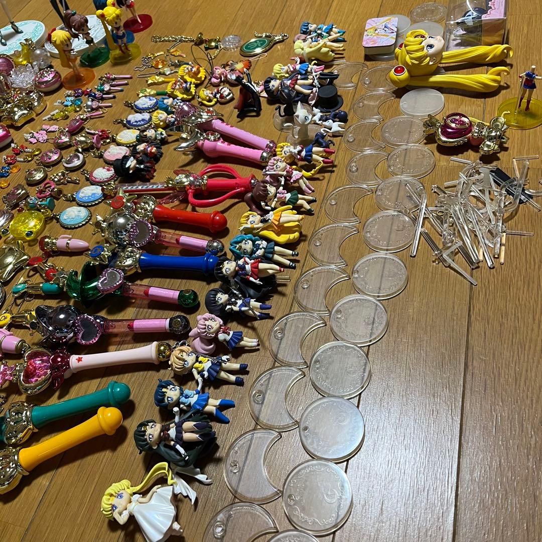 セラムン　フィギュア　ガチャガチャ