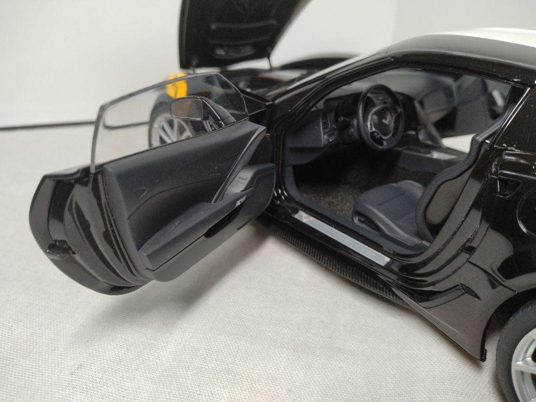 17　オートアート　1/18　シボレー　コルベット　グランスポーツ