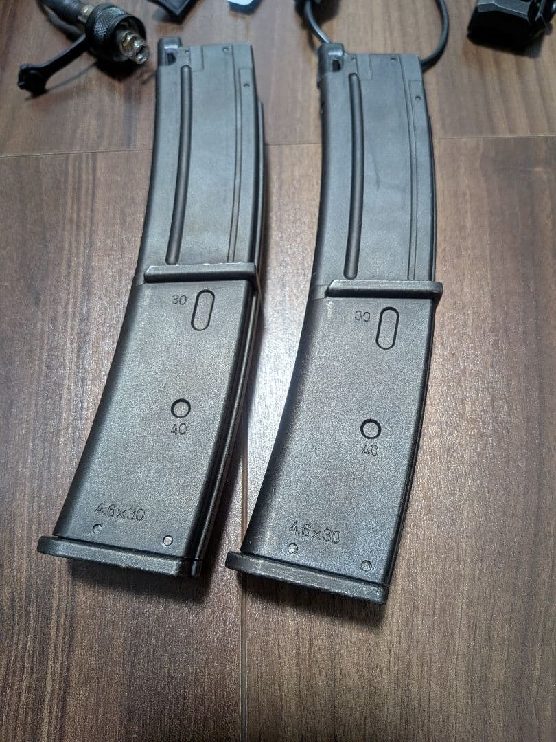 東京マルイ　ガスブローバック MP7A1　定番カスタム　ケース付き　付属品多数