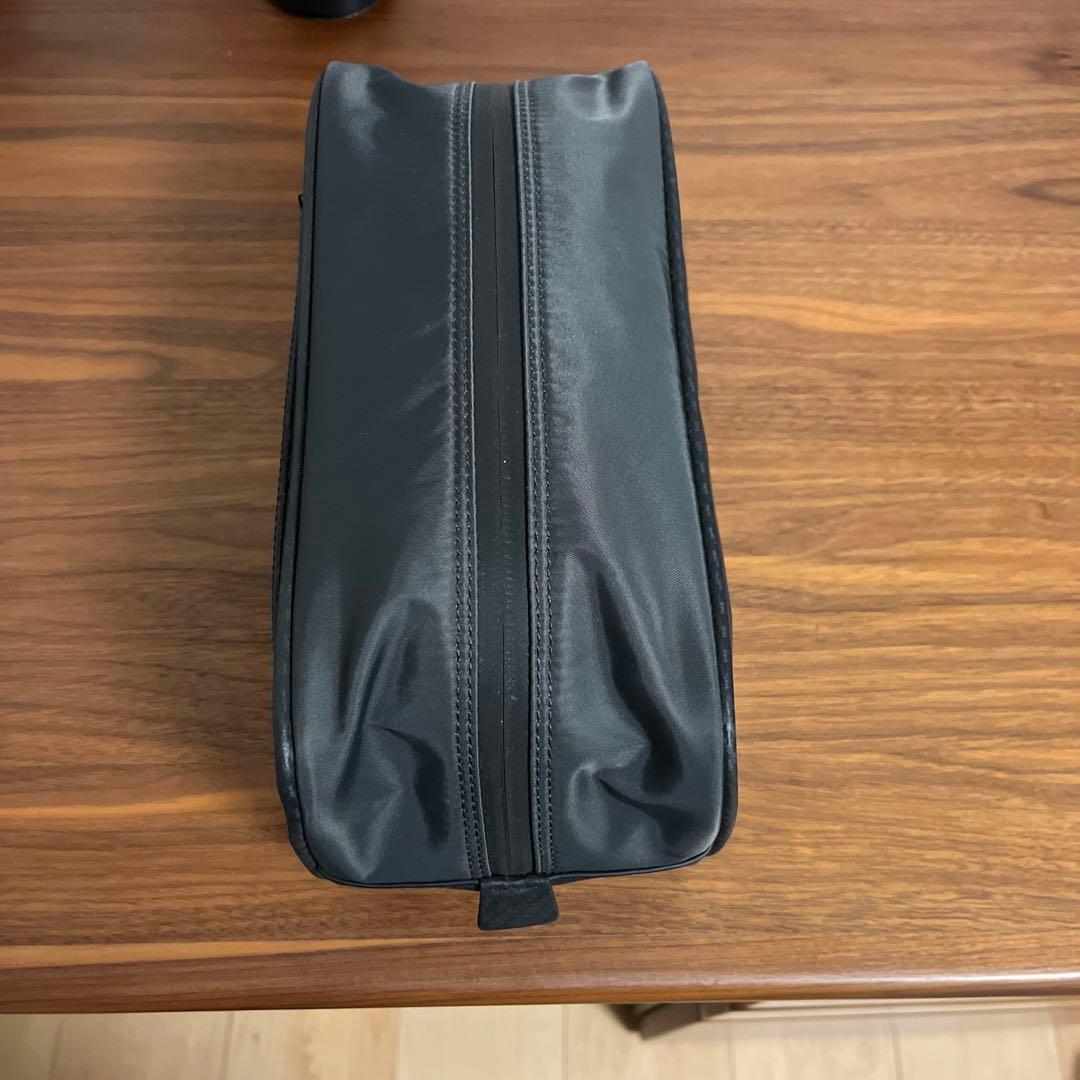 ダンヒルのポーチ