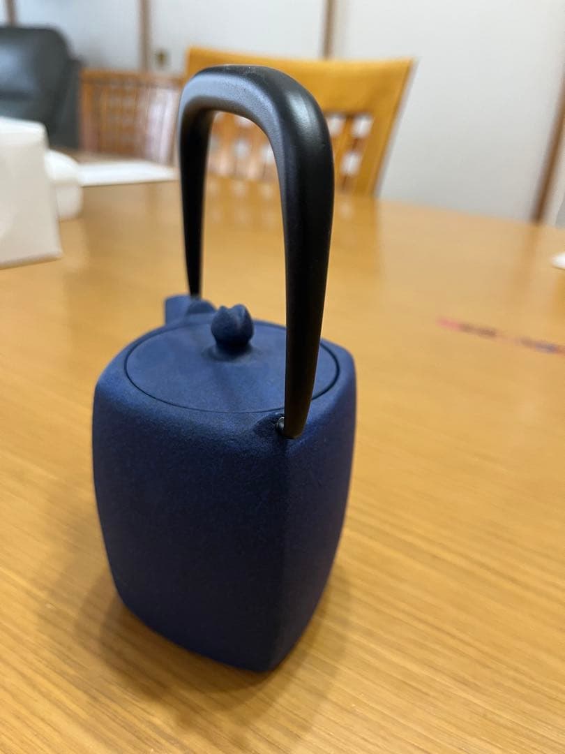 菊地保寿堂　鋳鉄製鉄瓶