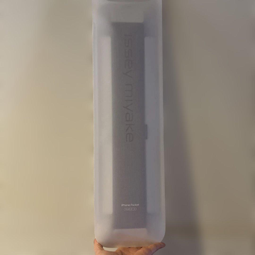 【未開封】iPhone Pocket イッセイミヤケS（ショート） パープル