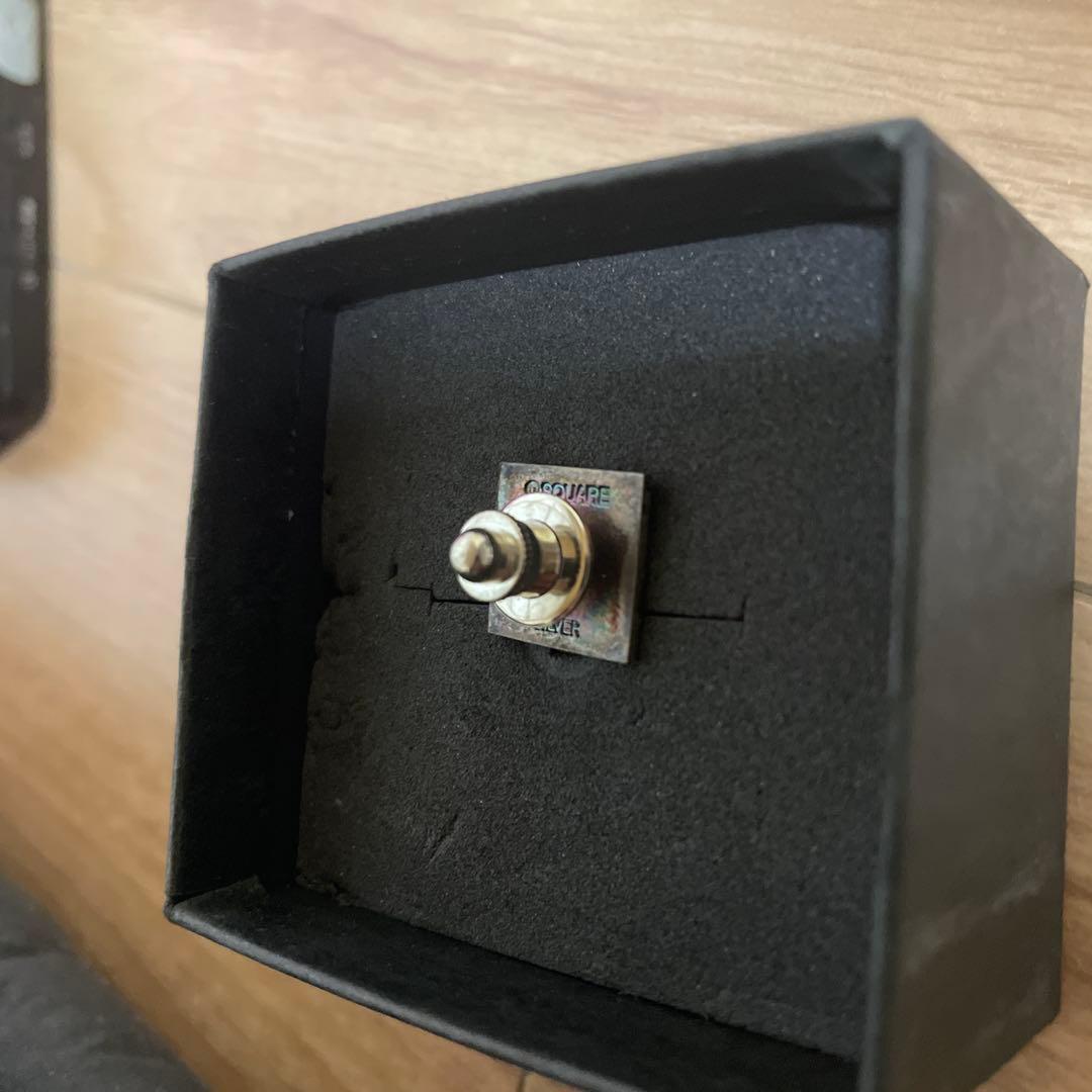 ドコモ P900iV クラウドブラック FF7 アドベントチルドレン　神羅セット