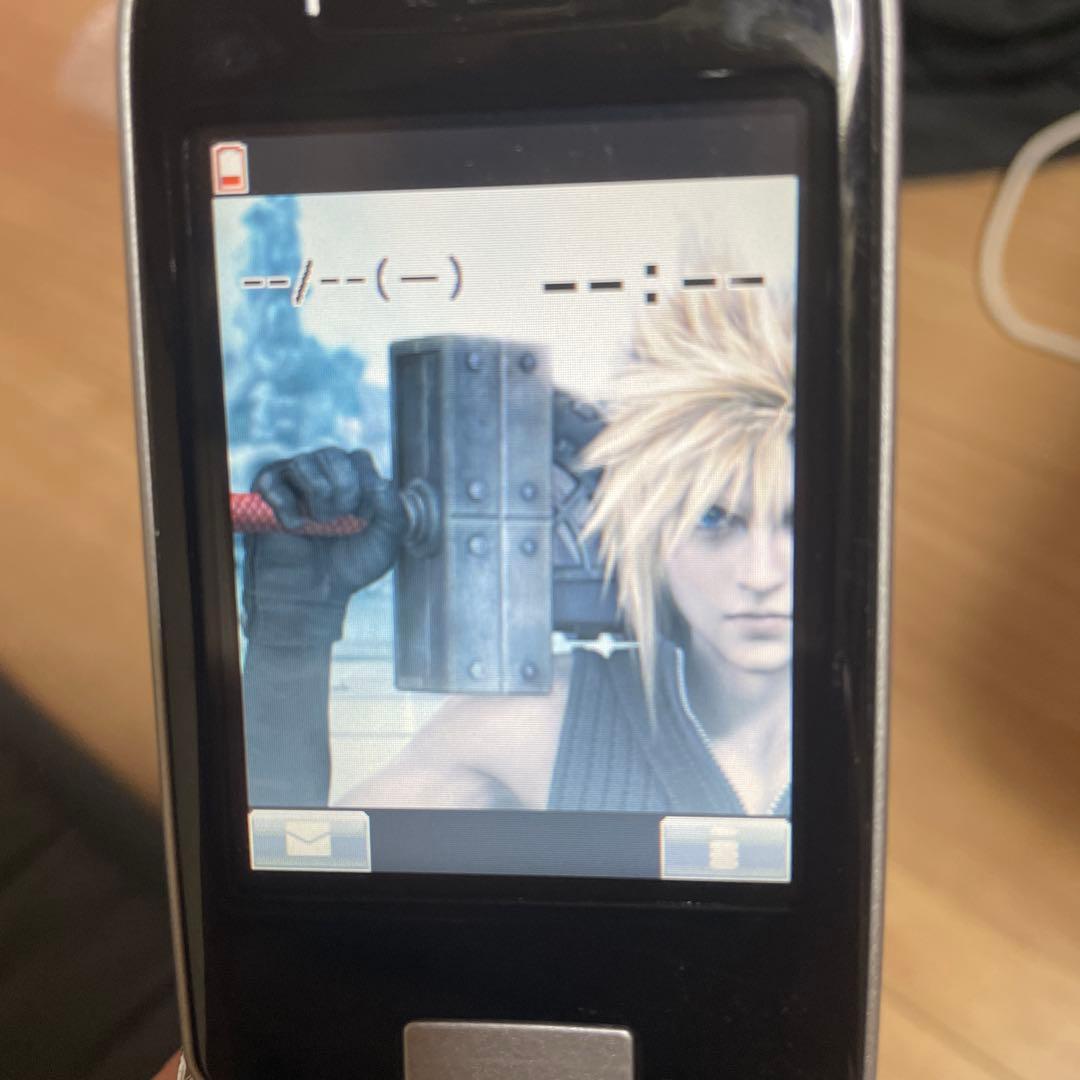 ドコモ P900iV クラウドブラック FF7 アドベントチルドレン　神羅セット