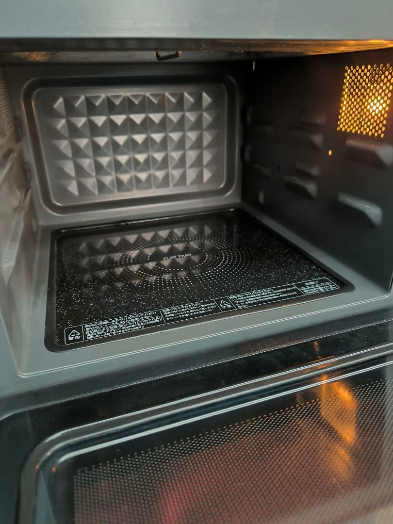 2022年製美品　東芝　オーブンレンジ 18L　 ER-V18-W