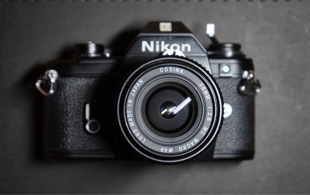 Nikon EM フィルムカメラ