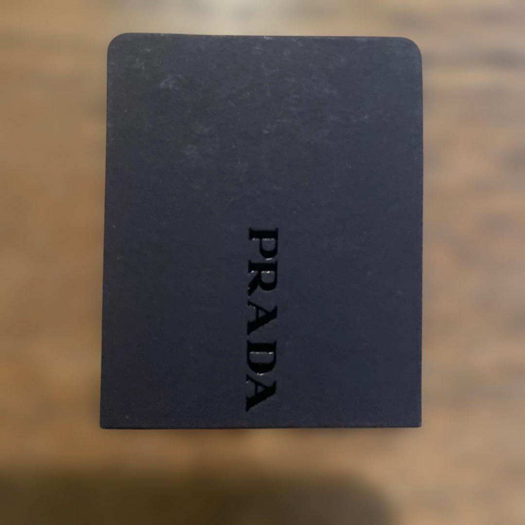 プラダ　トランプ