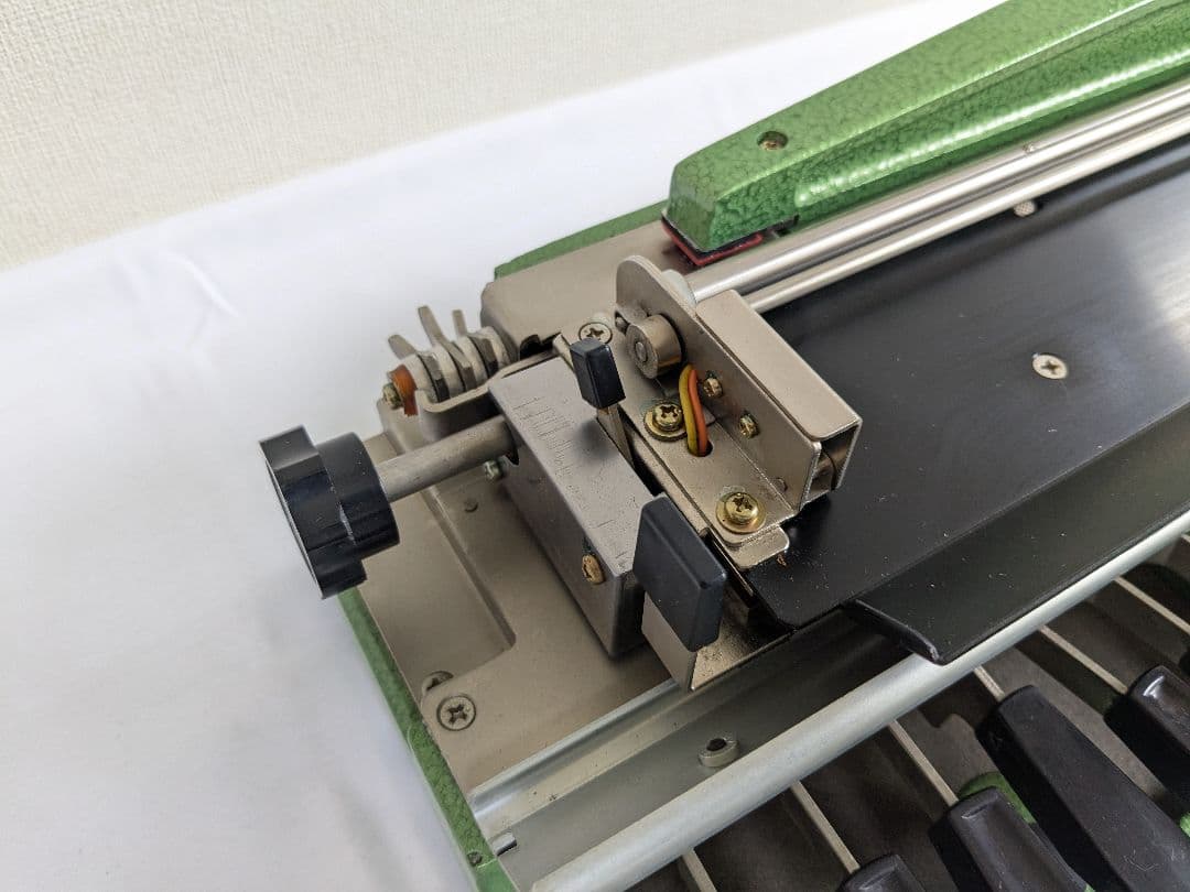 【ジャンク品】 点字タイプライラー APOLLO BRAILLER MARK-Ⅱ