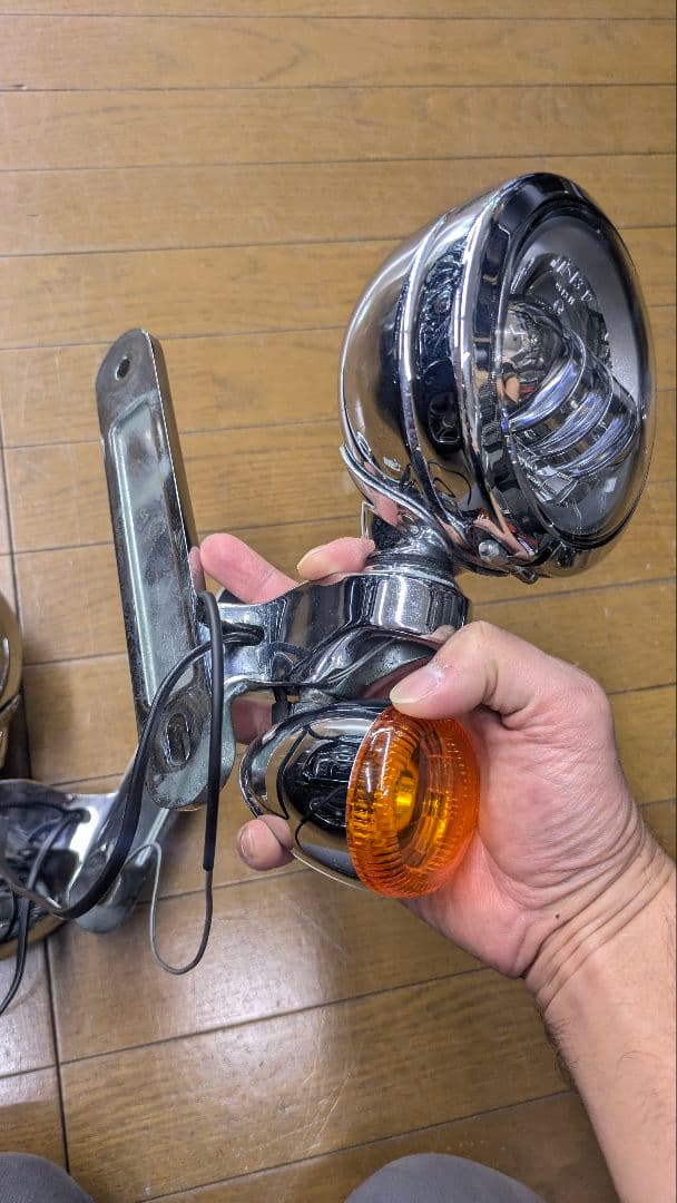 ハーレー純正　補助ライトキット　スイッチバック用　FLD　左右セット