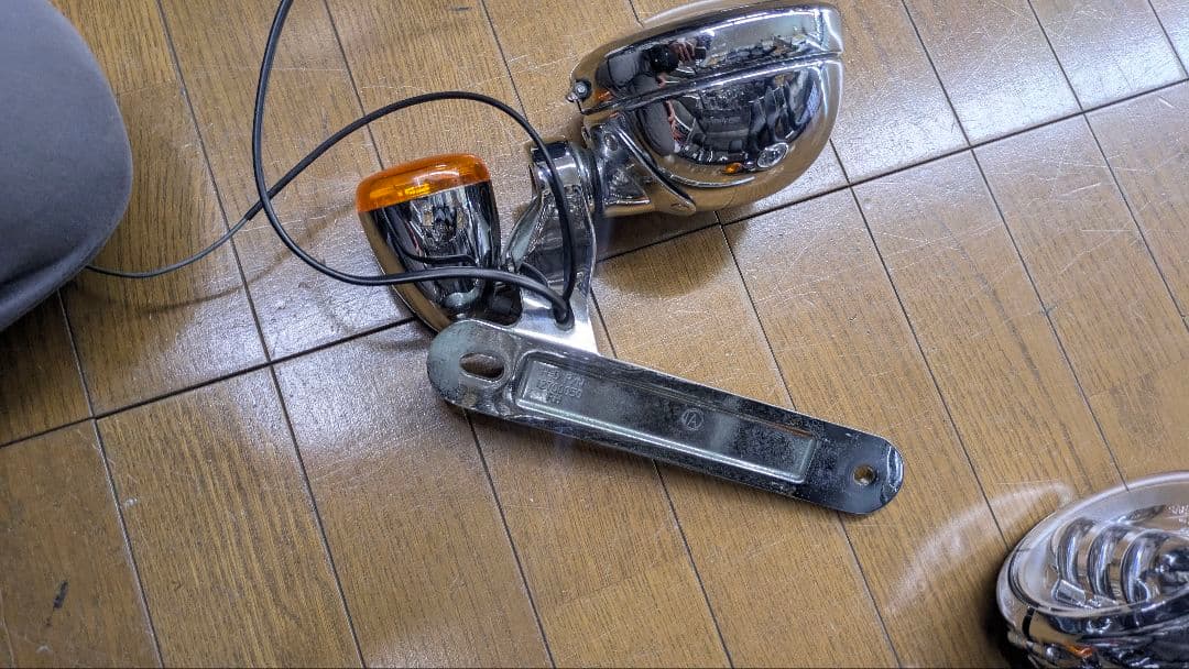 ハーレー純正　補助ライトキット　スイッチバック用　FLD　左右セット