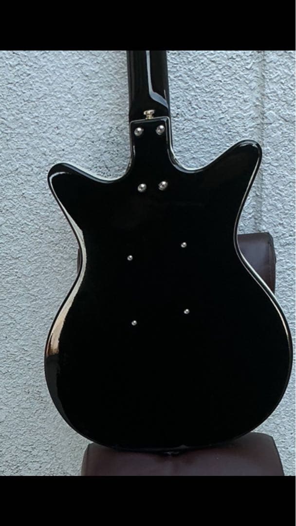 DAN ELECTRO 59M NOS＋　ブラック/ゴールドパーツ