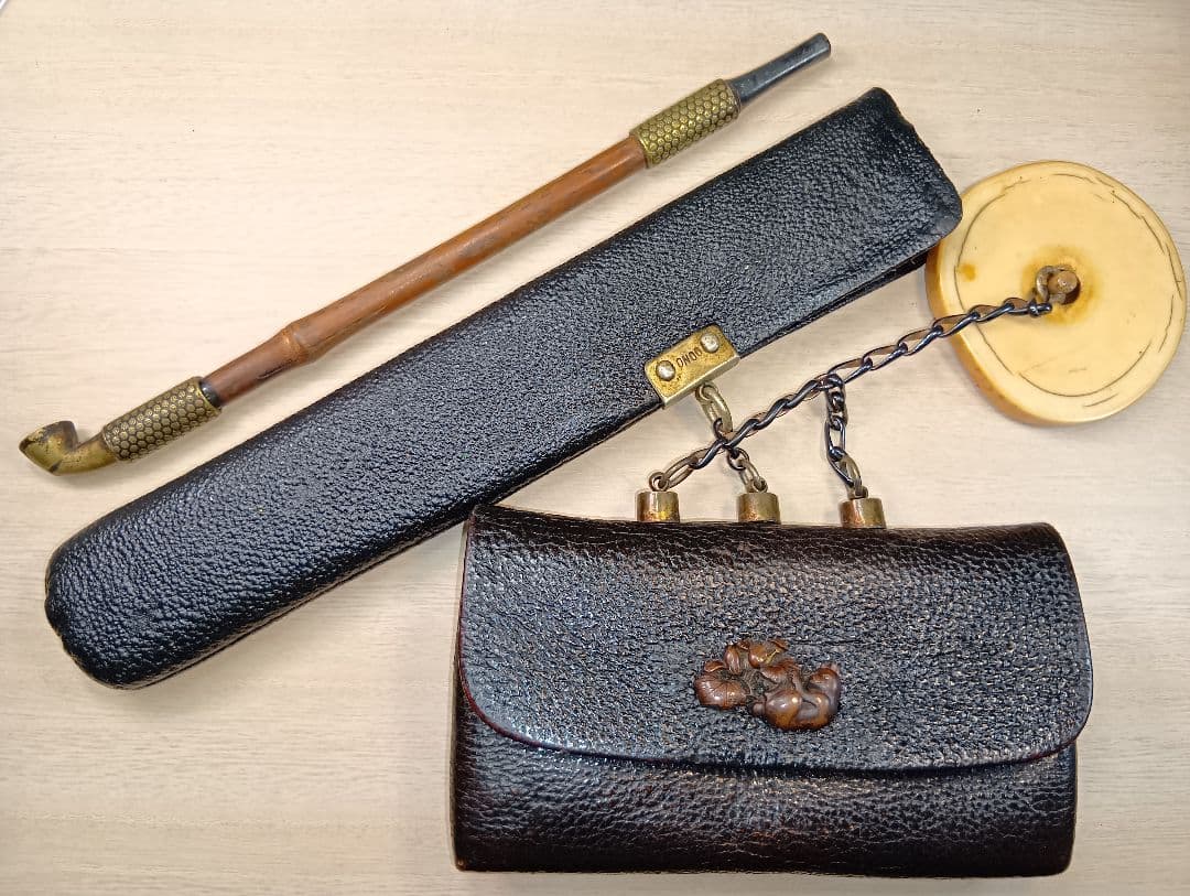 煙草入／猫前金具／美品根付／真鍮煙管