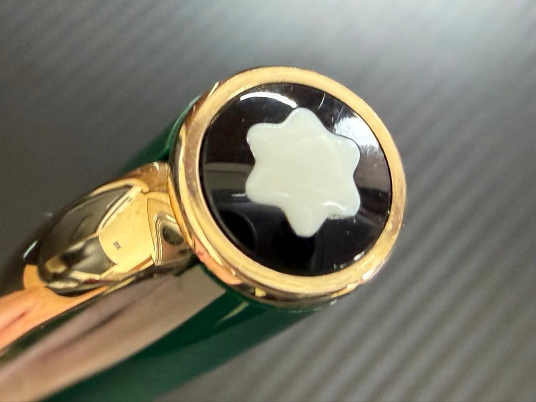 未使用に近い モンブラン ジェネレーション オリーブグリーン M 中字 万年筆