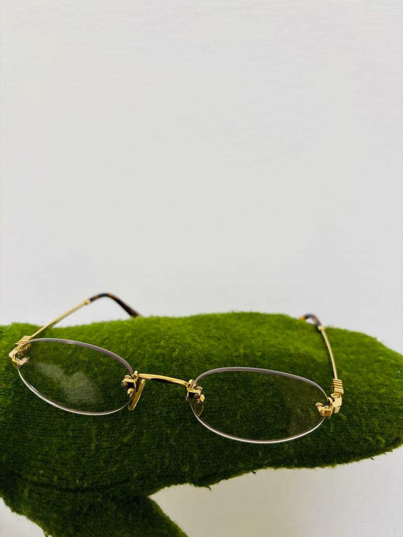 【人気商品】Miu Miu リムレスメガネ クリアサングラス