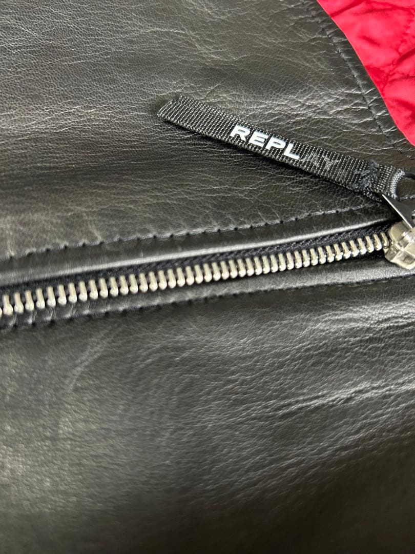 REPLAY レザージャケット シングルライダース 黒　お値下げ‼️