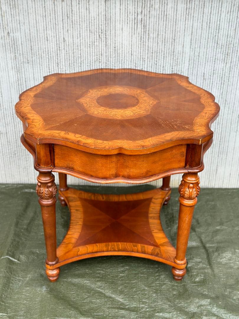 【オケージョナルテーブル】チェスト　木製　花台　飾台　収納　アンティーク◎